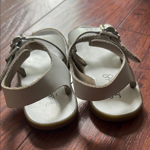 Footmates Kids White Sandals - Picture 4 of 6